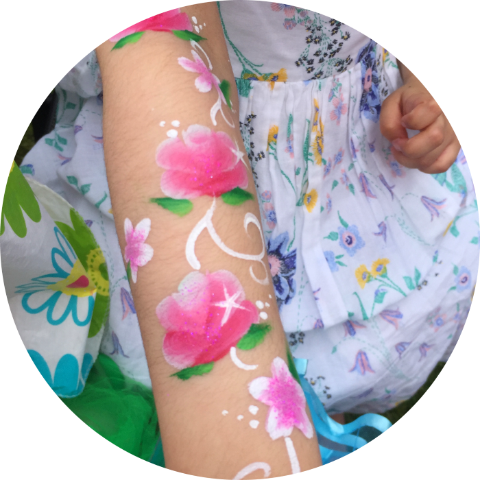 Roses Hand Painting Circle 700x700 Rose Arm Body Painting
