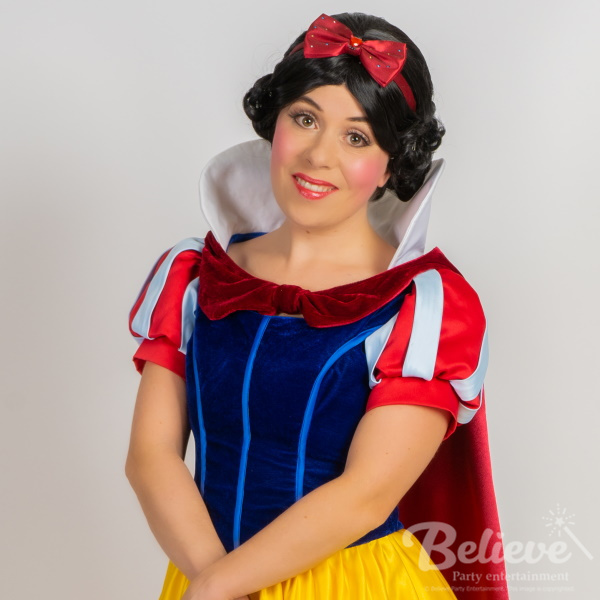Snow White Character Entertainer