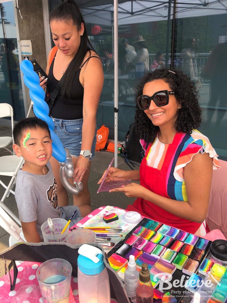 Face painters and balloon twisters for hire in Vancouver, BC